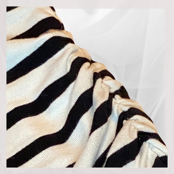 White House Black Market Striped Boat Neck Blouse Size Large GUC - Picture 8 of 9